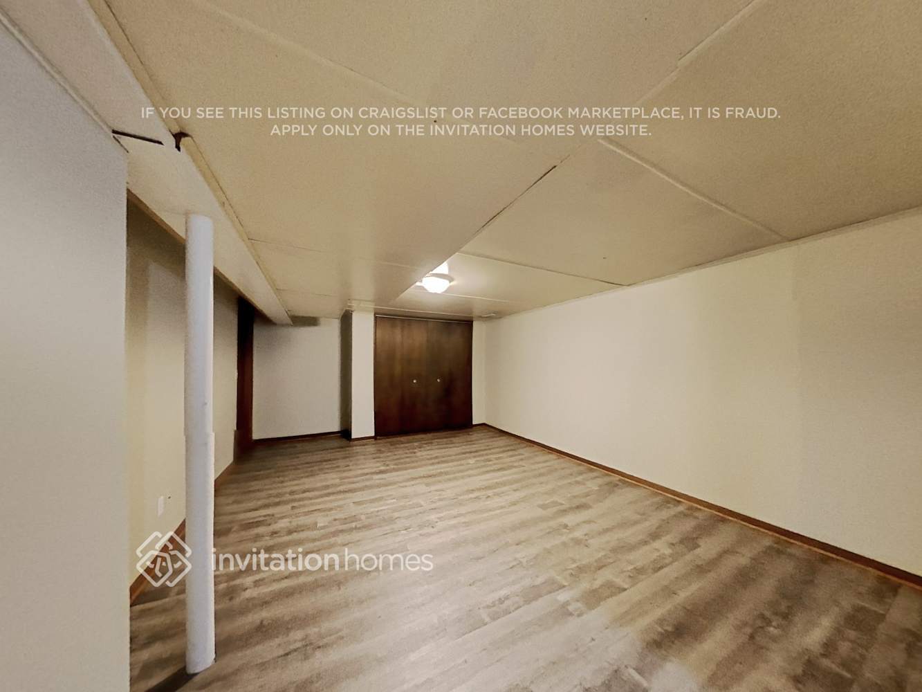 Building Photo - 2911 W 85th St