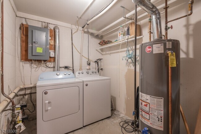 Building Photo - 20 Garden Ave