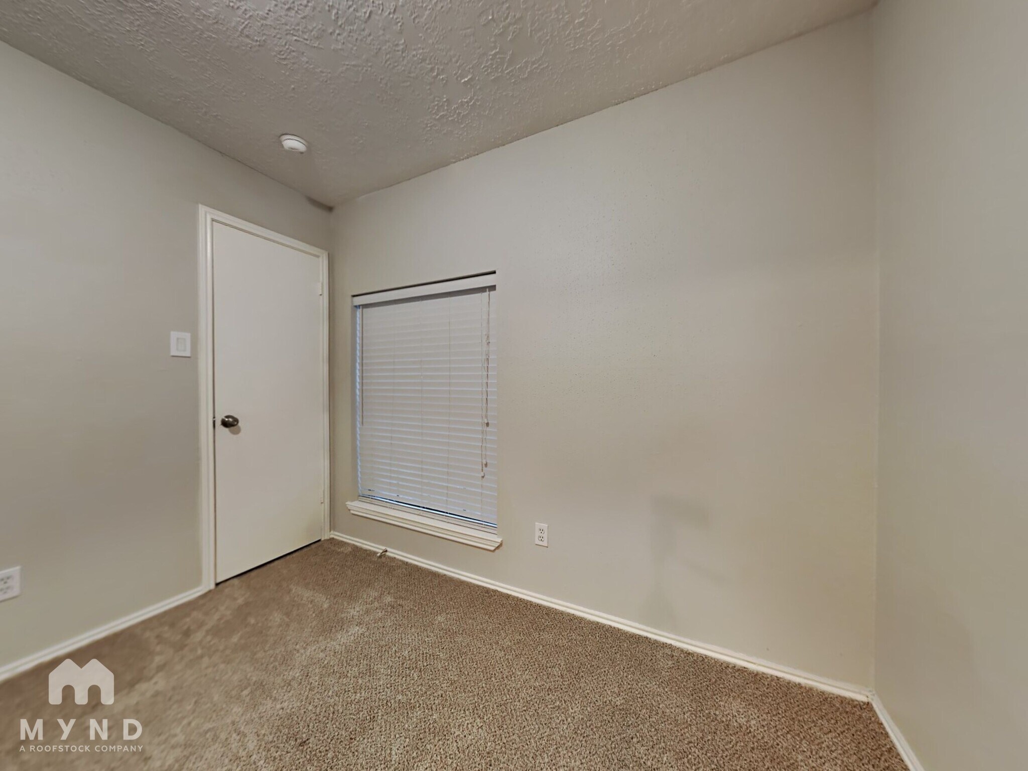 Building Photo - 225 Bedford Ln