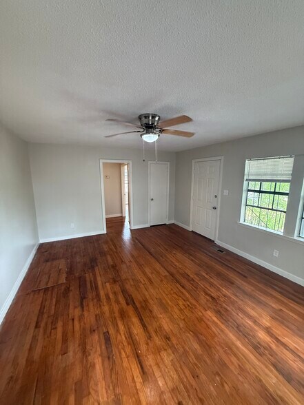 Building Photo - 2621 20th Street Ensley