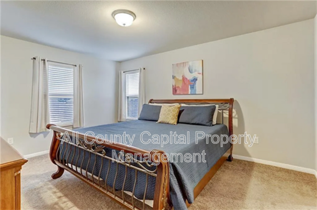 Building Photo - 424 Wapiti Rd