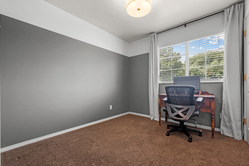 Building Photo - 617 S 1370 W