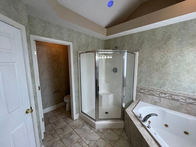 Building Photo - Welcome to the Broadfield Subdivision !! A Place to Call Home.