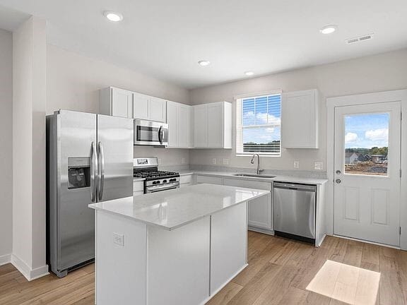 Building Photo - 2705 Fordham St