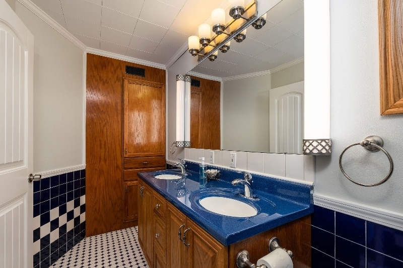 Building Photo - 125 Shirley St