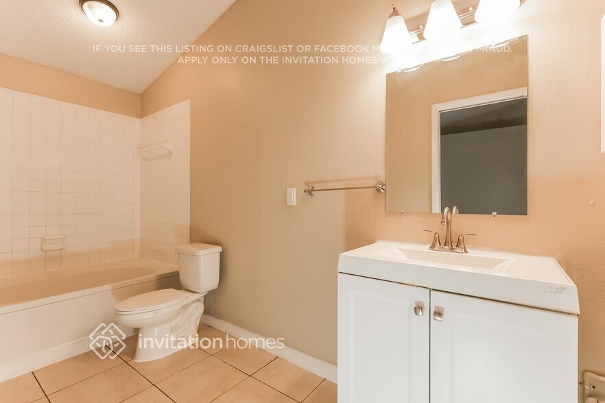 Building Photo - 1003 Pinehaven Ct