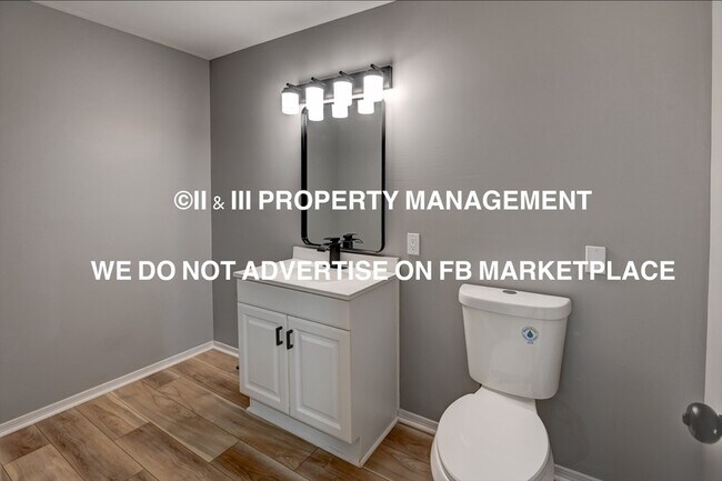 Building Photo - 1114 NE Richardson Pl