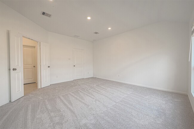 Building Photo - 27110 Angel Creek Ln