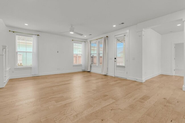 Building Photo - Must See Beautiful 3BR Home in Nexton with...