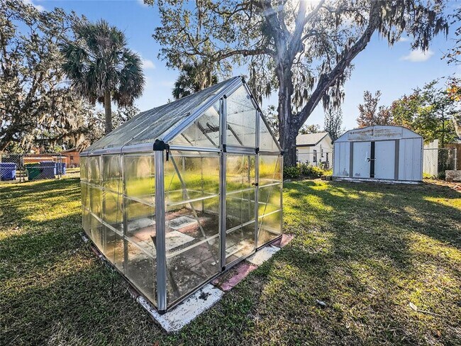 Building Photo - 510 N Barrow Ave