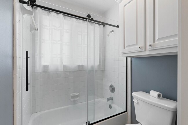 Building Photo - 11085 Jake Pearson Rd