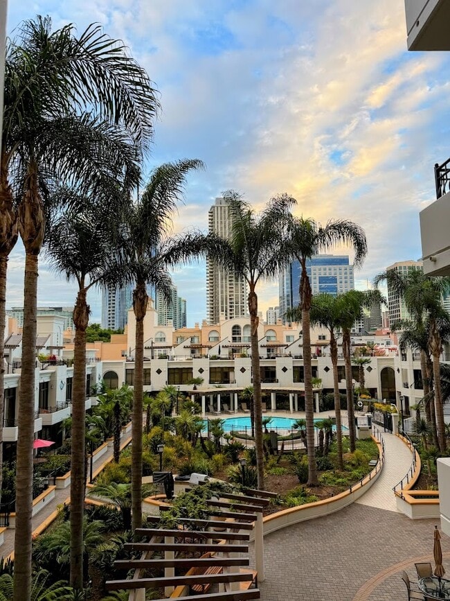 Building Photo - 700 W Harbor Dr