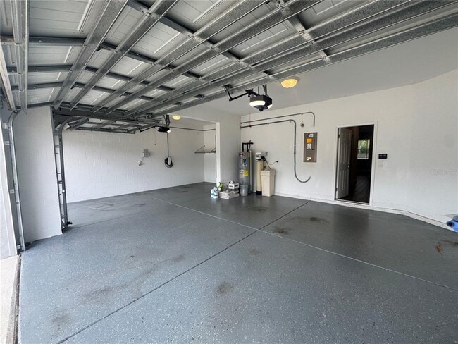 Building Photo - 16154 Monterey Greens Cir