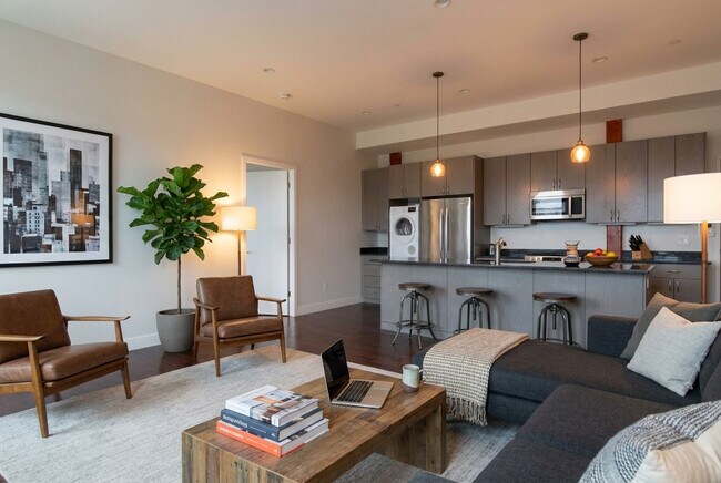 Building Photo - 460 Harrison Ave