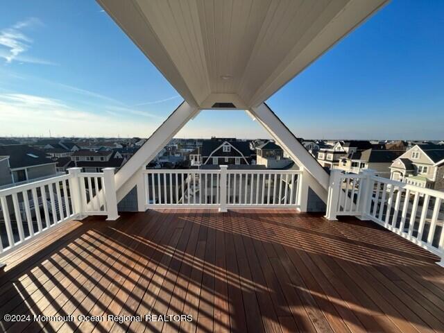 Building Photo - 3632 Ocean Terrace