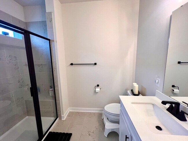 Building Photo - Canonsburg - 3 Bedroom 2.5 Bathroom Townhome For Rent