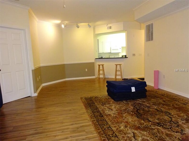 Building Photo - 5536 Metrowest Blvd