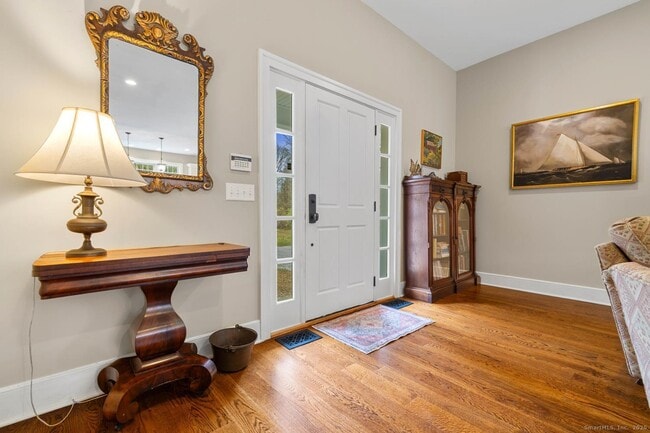 Building Photo - 138 School House Rd