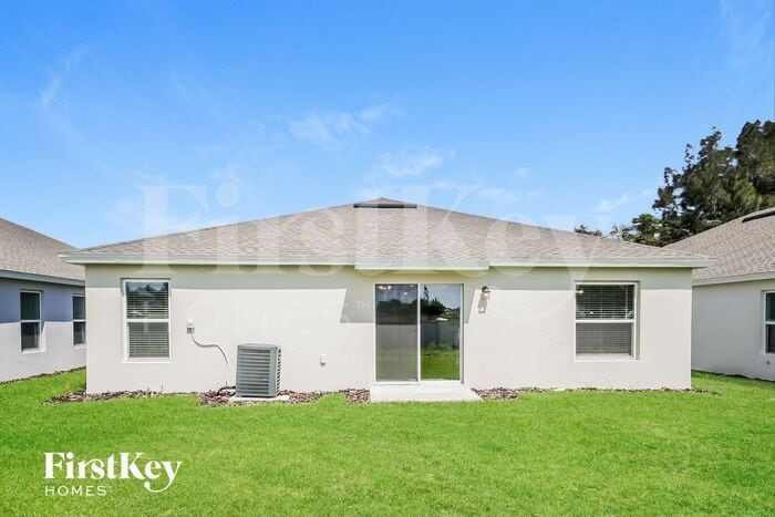 Building Photo - 706 Yeager Ct