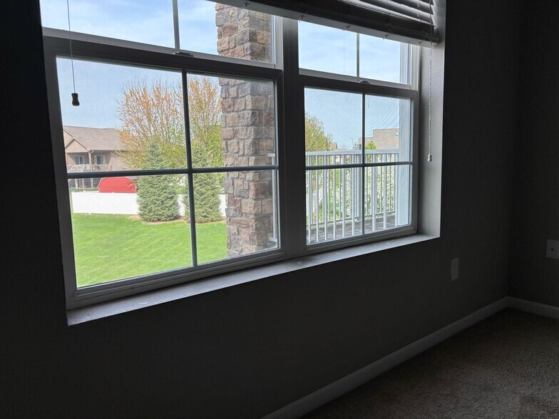 Building Photo - 8350 Ep True Pky