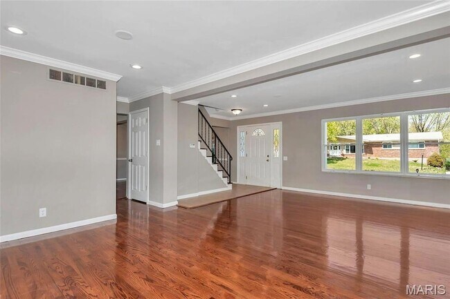 Building Photo - 4562 Tauneybrook Dr