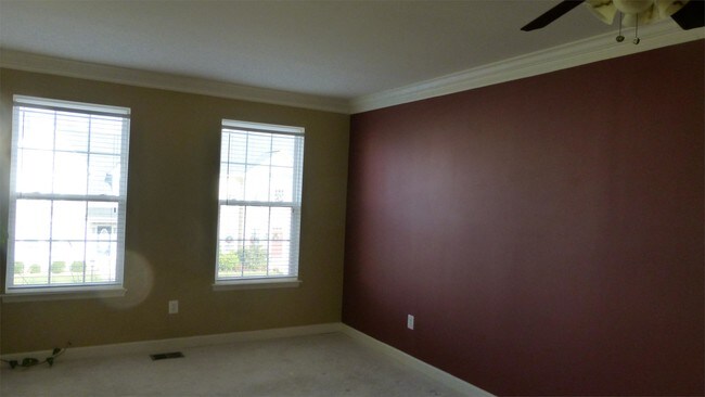 Building Photo - 1308 Saunders Dr