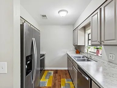 Building Photo - 1228 SW 75th Dr