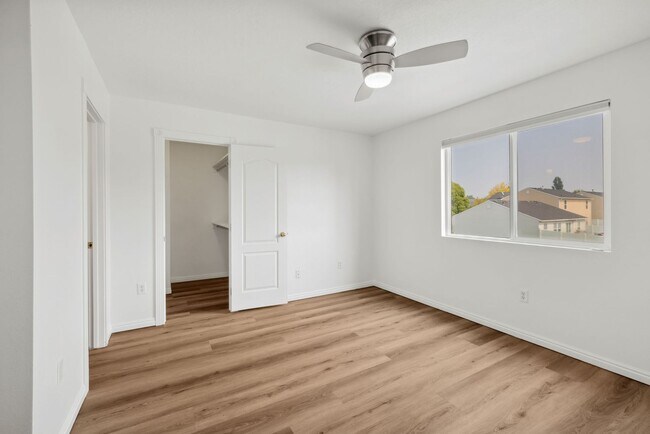 Building Photo - 3 Bedroom Kuna home with Fenced back yard - Pets Welcome!!
