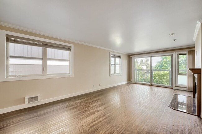 Interior Photo - 17 Etruria