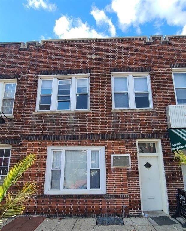 Building Photo - 7707 Broadway