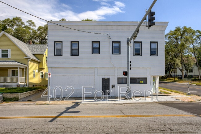 Building Photo - 2233 S 20th St