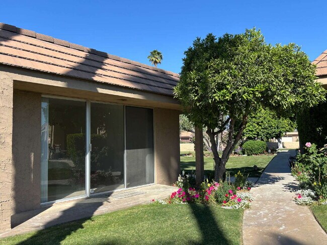 Building Photo - Indian Wells CC  For Rent!