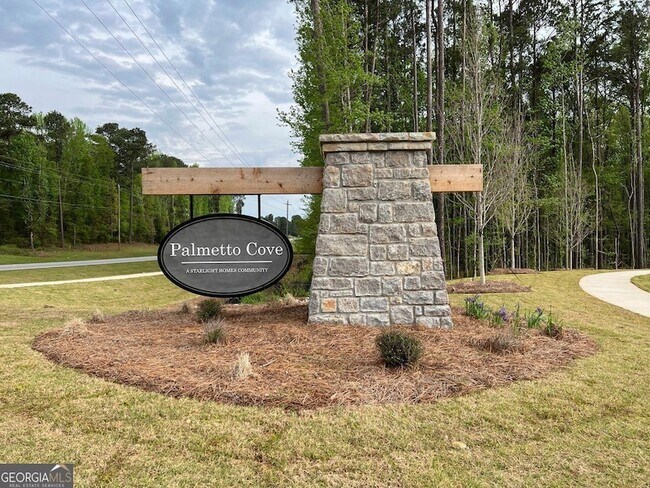 Building Photo - 541 Magnolia Cir