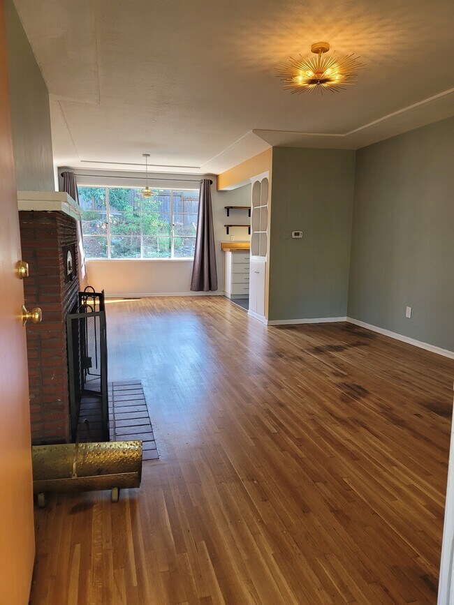 Building Photo - 1110 SE 113th Ave