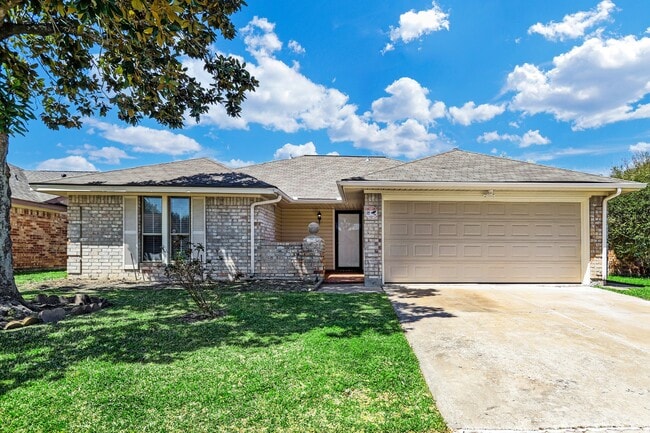 Primary Photo - 6906 Soledad Dr