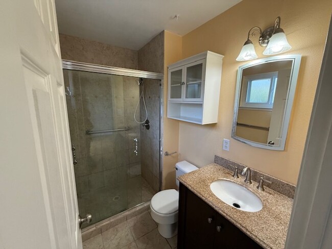 Building Photo - RENTED - 3 Bedroom Ranch Style Home in El ...