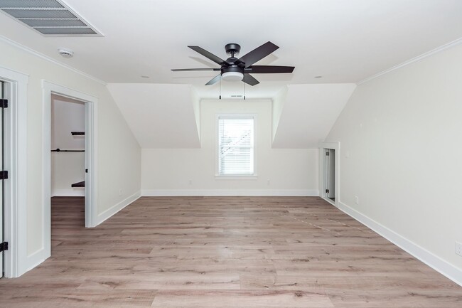 Building Photo - 3 Bedroom, 3 Bathroom Home in Union Heights - North Charleston