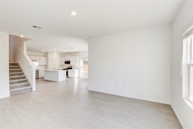 Building Photo - 102 Miglia St