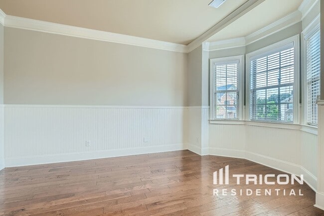 Building Photo - 416 Margaux Wy