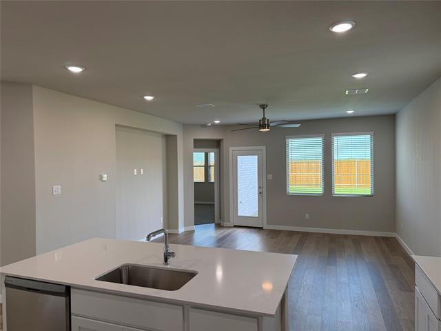Building Photo - 5800 Briarcroft Dr