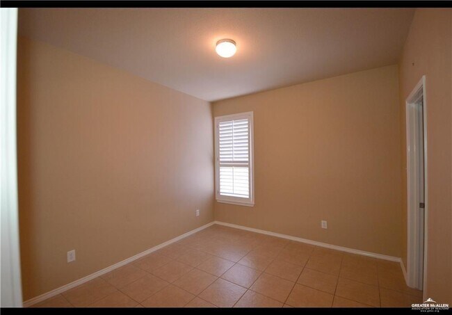 Building Photo - 20 Santa Lydia St