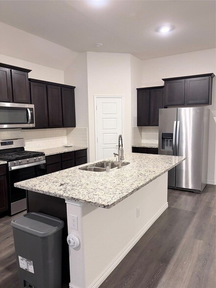 Building Photo - 152 Whitetail Wy
