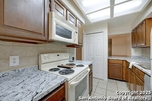 Building Photo - 7738 Chambers Rd