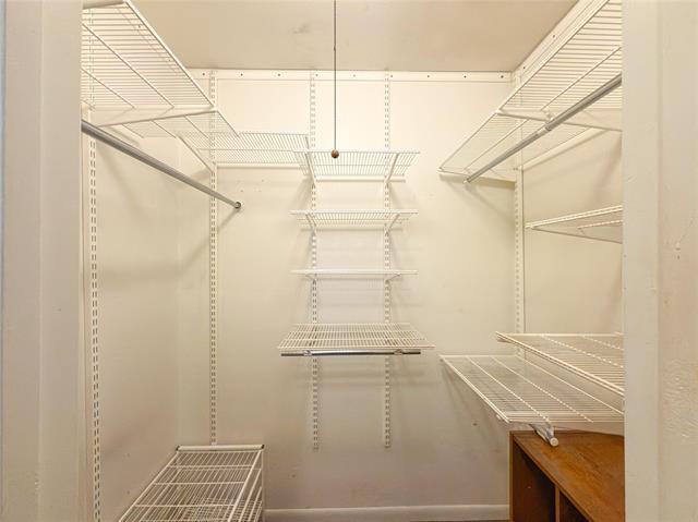 Building Photo - 2721 Buffalo Dr