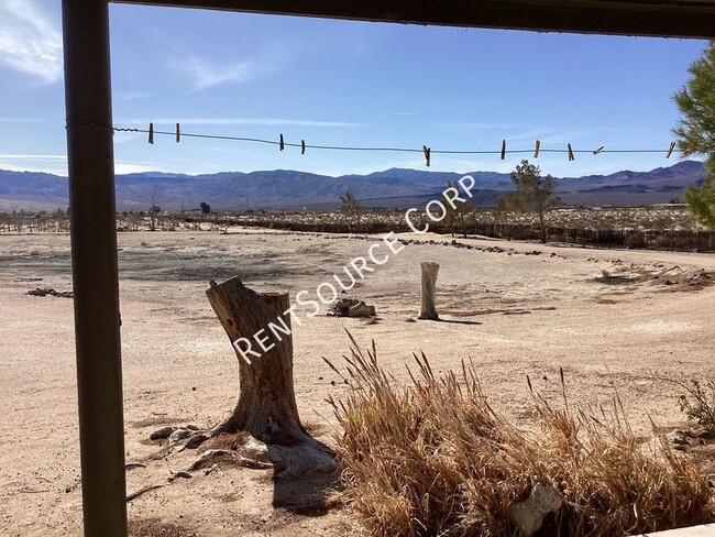 Building Photo - San Bernardino County Rental located in Ne...