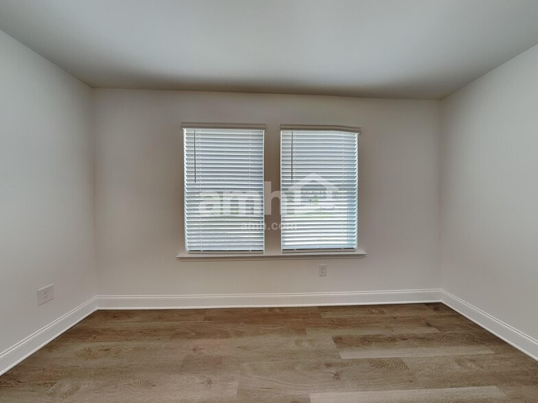 Building Photo - 1334 Soapstone Rd