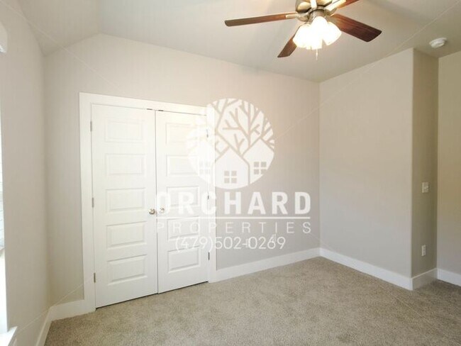 Building Photo - Tontitown- Single-Family Home- 4 Bedroom A...