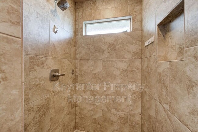 Building Photo - 204 SW 167th St