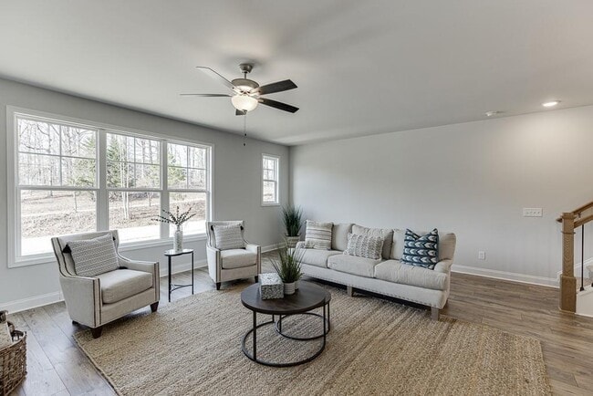 Building Photo - 1276 Ainsworth Alley