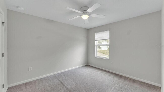 Building Photo - 1450 Haines Dr